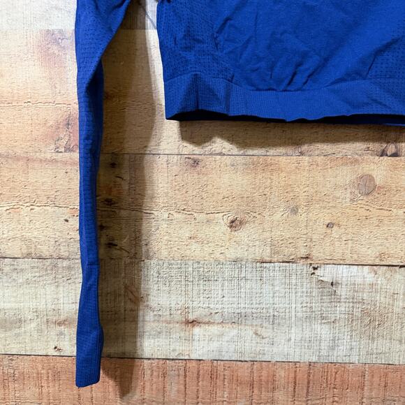 Gymshark Vital Crop Long Sleeve Size Medium - Picture 9 of 11